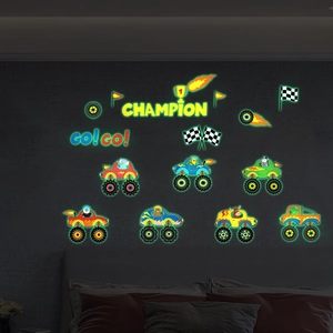 Stickers muraux fluorescents de monster truck pour chambre d'enfant avec effet lumineux