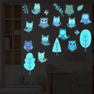Luminous cartoon owl wall stickers with tree and leaves glowing in the dark for kids room