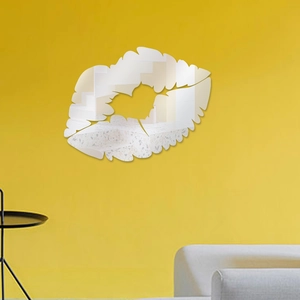 Miroirs muraux modernes en forme de feuilles en acrylique sur fond de salon jaune vif