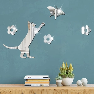 Autocollant Mural 3D Miroir Acrylique Chat Attrapant Papillon Et Fleurs Design Autocollant DIY Décoration Pour Salon Chambre À Coucher