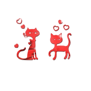 Detailansicht der roten Spiegel-Wandsticker mit Cartoon-Katzen und Herz-Motiven