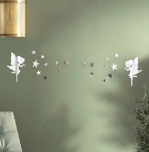 Détail de stickers muraux miroir en acrylique argenté avec fées et étoiles décoratives