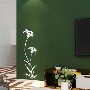 Detail of silver acrylic mirror wall stickers with elegant calla lily flower design
