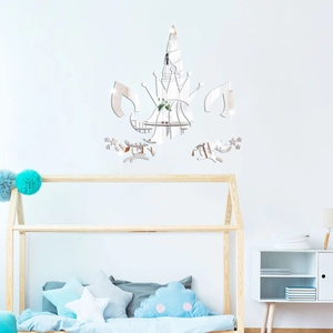 Détail de stickers muraux miroir licorne avec étoiles pour déco de chambre d'enfant