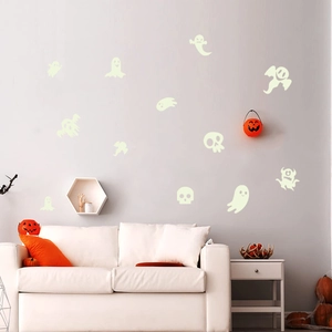 Stickers muraux Halloween lumineux avec fantômes et crânes pour décoration festive