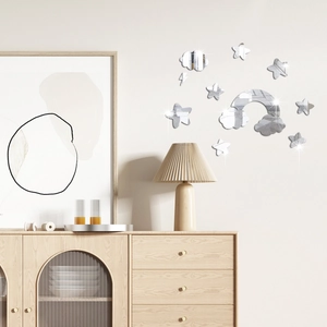 Set di adesivi murali a specchio in acrilico con stelle e nuvole per camerette bimbi