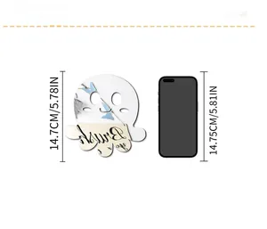 Sticker mural miroir 3D pieuvre argentée avec comparatif de taille avec un smartphone