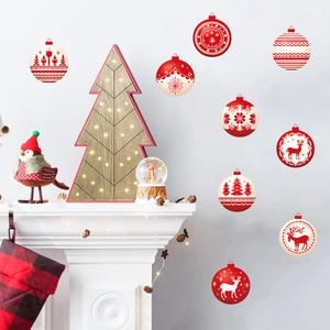 Rote Weihnachtliche Fensteraufkleber mit Rentier- und Schneeflockenmotiven im Set