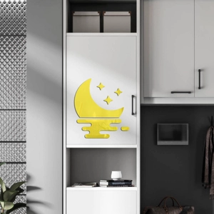 Detailansicht der gelben Spiegel-Acryl Wandtattoo Mond und Sterne mit Reflexionseffekt