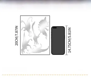 Comparaison de taille entre stickers miroir dinosaure de 20cm et un téléphone mobile