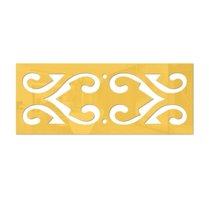 Nahaufnahme goldener Acryl-Wandaufkleber mit hohlgeschnittenem, symmetrischem Scroll-Muster