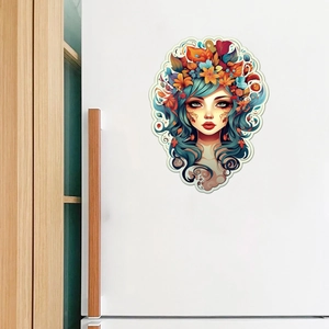 Autocollant mural lumineux avec femme aux cheveux bleus et feuilles d'érable colorées
