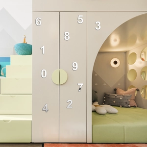 Detail of silver acrylic mirror numbers 0-9 for DIY home wall and furniture decoration