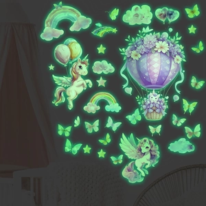 Luminosi Adesivi Murali Unicorno Arcobaleno Bagliore Nel Buio Mongolfiera Farfalla Stelle Nuvole Decalcomanie Da Parete Per Bambini