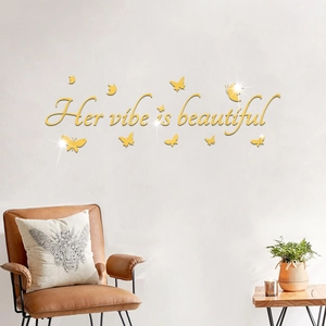 Stickers muraux miroir 3D dorés Her vibe is beautiful avec des papillons décor
