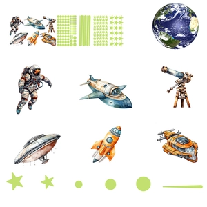Stickers muraux espace phosphorescents avec astronautes et fusées pour déco chambre
