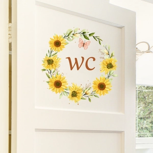 Sticker WC couronne de tournesols avec papillons roses pour déco de salle de bain