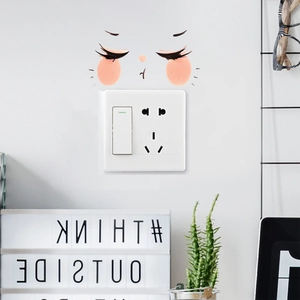 Simpatico adesivo murale a fumetti per decorazione fai da te di interruttori e prese