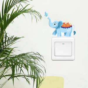 Sticker mural petit éléphant bleu avec jet d'eau pour décoration de chambre