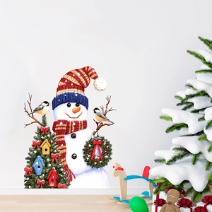 Süßer Weihnachts-Schneemann Wandtattoo mit festlichem Baum und Hütte für Dekoration
