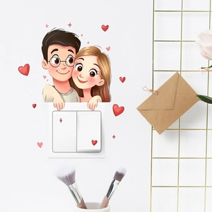 Adesivo murale con coppia di cartoni animati e cuori rossi per decoro romantico