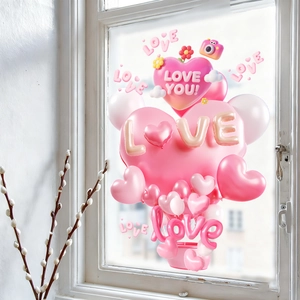 Vue détaillée de ballons cœur 3D roses et de stickers LOVE sur une fenêtre vintage blanche