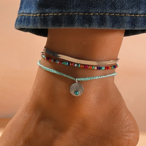 Ensemble de trois bracelets de cheville bohème avec perles colorées et chaîne serpent