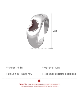 Detailed view of alloy heart ring featuring size 2cm and weight 5.3g specifications