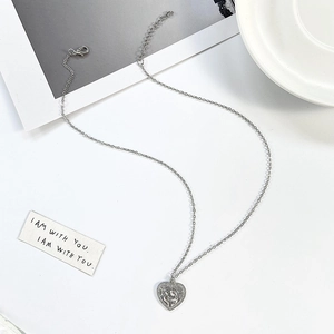 Elegant silver heart necklace with zircon pendant and engraved figures for Mother's Day gift