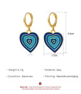Detailed size specifications for layered blue heart earrings in 3.5cm x 1.7cm dimension