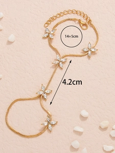 Golden hand harness with flower crystals featuring adjustable size 14+5cm and 4.2cm link