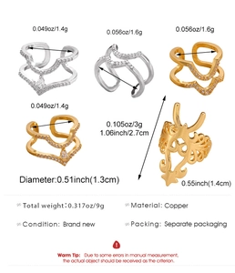 Detailed size chart for geometric rhinestone nail rings showing dimensions and weights