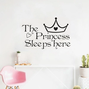 Sticker mural The Princess Sleeps here avec couronne pour décor de chambre fille