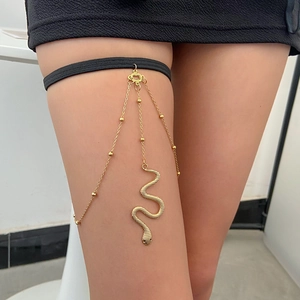 Sexy catena da coscia a forma di serpente dorata con frange multistrato per la spiaggia