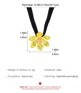 Detailed size specifications for the yellow orchid flower alloy pendant necklace with dimensions