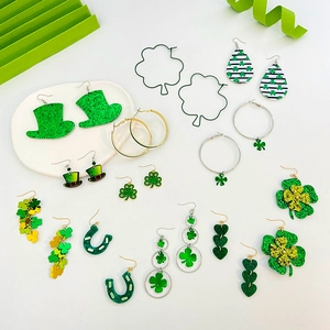 Set de pendientes de San Patricio con trébol verde y sombrero de la suerte para mujer