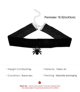 Detail view of black gothic spider choker showing dimensions 43cm and 8.8g weight specs