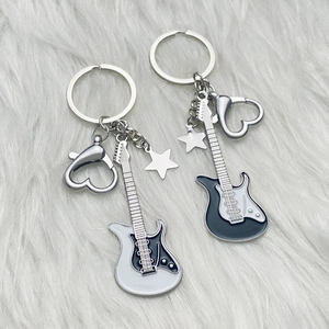 Y2K Punk E-Gitarre Schlüsselanhänger Mit Herz Stern Anhänger Zinklegierung Musik Thema Tasche Anhänger Cool Girl Schmuck Geschenk