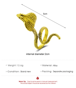 Detailed specs of the gold cobra snake ring featuring its 5cm length and alloy material