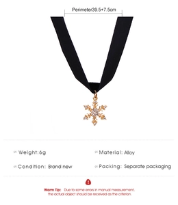 Detailed size specification chart of snowflake pendant with black velvet choker ribbon