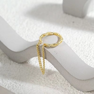 Französischer Vintage Goldring geflochten mit zwei hängenden Fransenketten für Damen