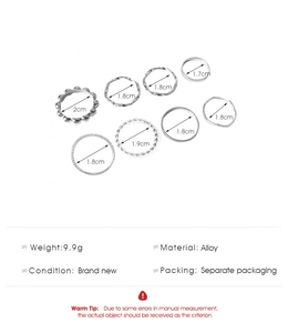 Detailed size guide for 8-piece vintage alloy ring set with 1.7cm to 2.0cm inner diameters
