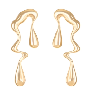Minimalist gold liquid metal droplet earrings with irregular melting geometric design
