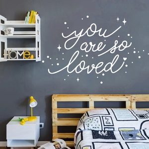 Sticker Mural Citation You Are So Loved En PVC Décalcomanie Décorative Avec Étoiles Cœurs Pour Chambre Salon Décoration Maison