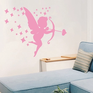 Sticker mural Cupidon rose pour déco de Saint-Valentin dans un salon chaleureux