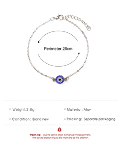 Detailansicht von Umfang 26cm und Gewicht 2,8g des silbernen Evil Eye Fußkettchens