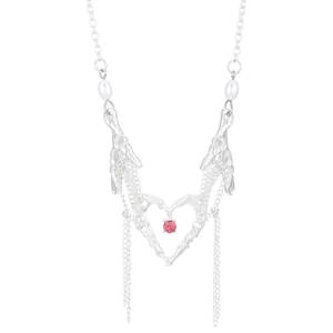 Silberne Liquid-Metal-Herzkette mit rosa Stein und weißen Perlenfransen-Akzenten