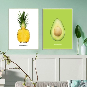 Modernes Wandbild-Set mit Ananas und Avocado Motiven in hellen Holzrahmen für Deko