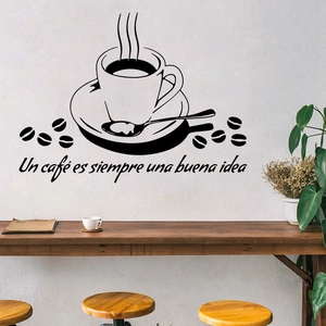 Sticker mural tasse à café avec citation espagnole pour déco cuisine sur mur blanc
