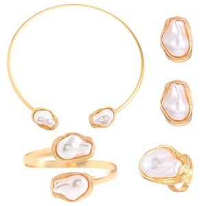 Goldenes Barock-Perlen-Schmuckset mit Halskette Armband Ohrringen und Ring